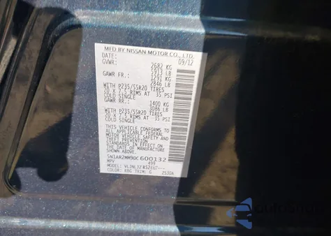 2013 Nissan Pathfinder Platinum z USA, uszkodzony, nr VIN 5N1AR2MM9DC600132